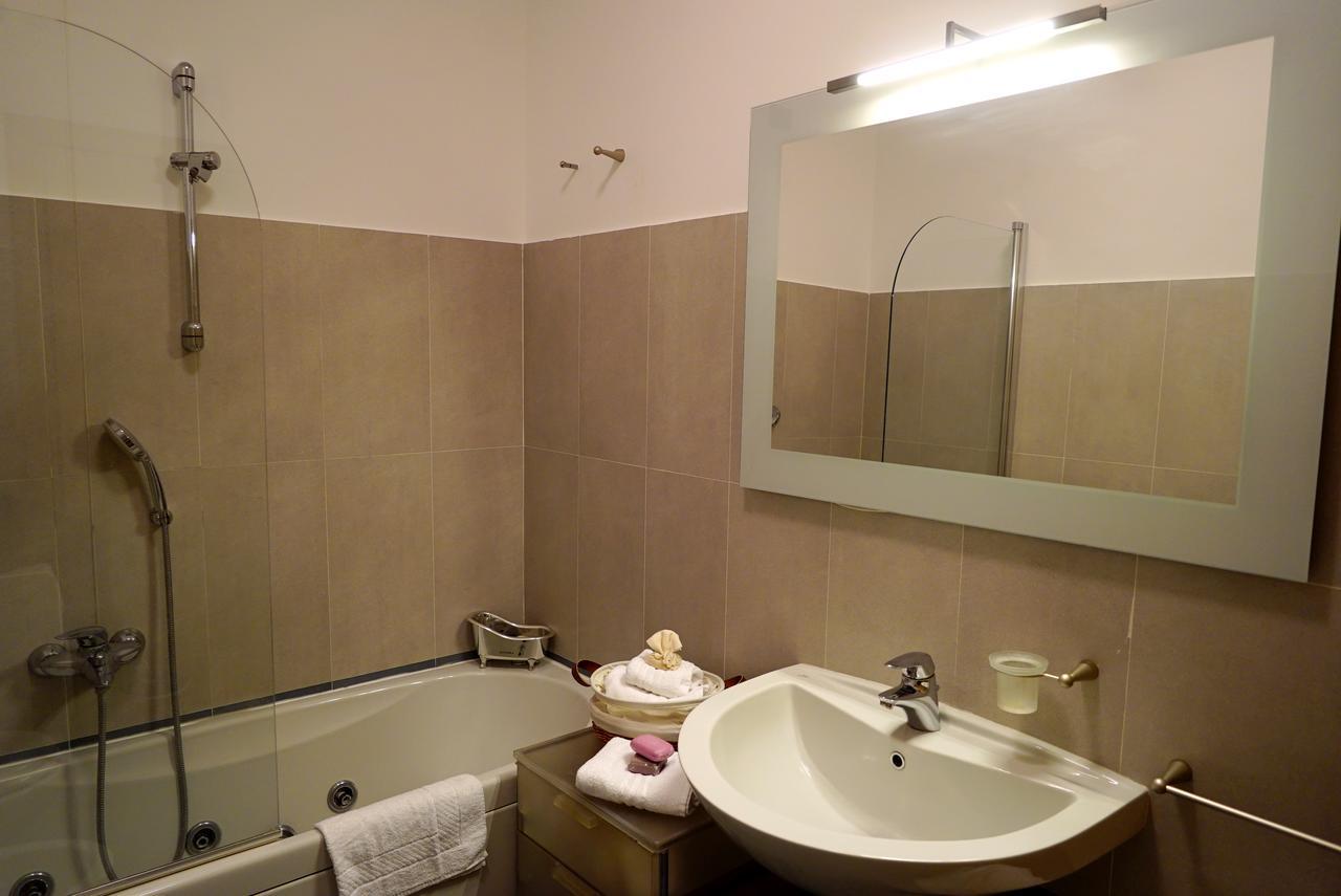 Duomo Apartment มิลาน ภายนอก รูปภาพ