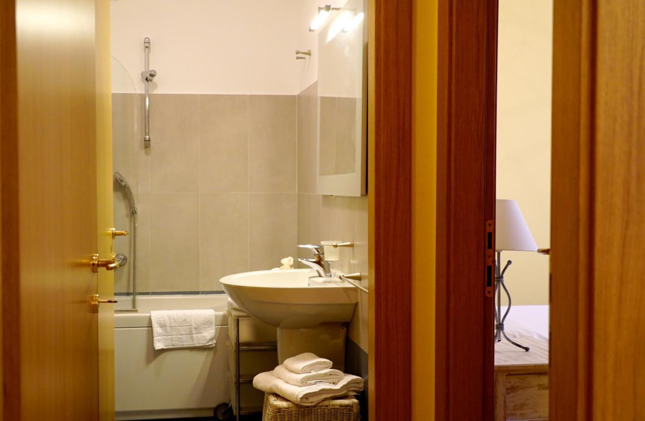 Duomo Apartment มิลาน ภายนอก รูปภาพ